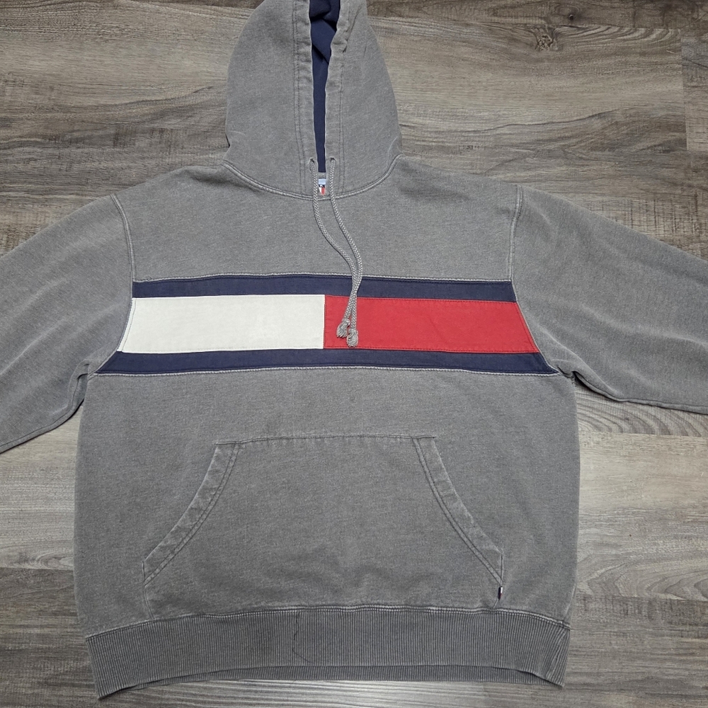 2000's Vintage Tommy Hilfiger Gray Hoodie *make A Offer*